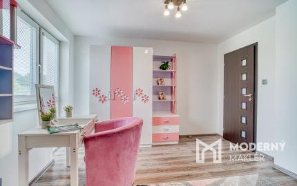 Na predaj rodinný dom s rozľahlým pozemkom v Kostolišti