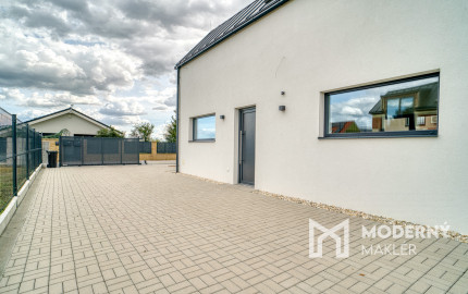 Na predaj 3-izbový rodinný dom pri jazere Nové Košariská