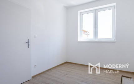 Predaj 4-izbová bytová jednotka v dvojdome v Lehniciach