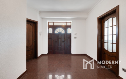 Na predaj 6-izbové rodinné sídlo v Šamoríne