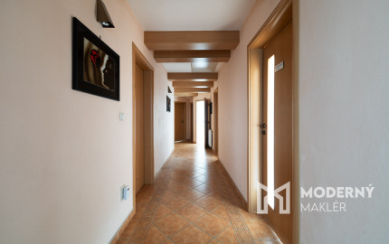 Na predaj rodinný dom s pozemkom a investičným potenciálom v Trenčíne