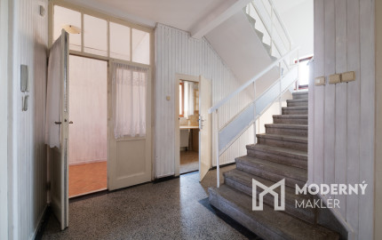 Na predaj rodinný dom s pozemkom a investičným potenciálom v Trenčíne