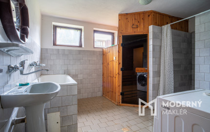 REZERVOVANÉ: Na predaj dvojgeneračný rodinný dom v obci Beladice