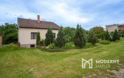 REZERVOVANÉ: Na predaj dvojgeneračný rodinný dom v obci Beladice