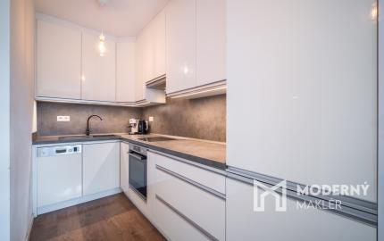 Na prenájom 2-izbový byt v Bratislave - mestská časť Ružinov