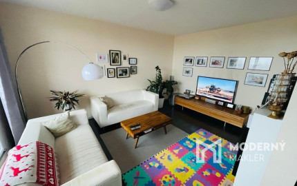 Na prenájom krásny veľký 3i byt Bánovce n/B/Dubnička s loggiou,pivnicou