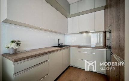 Na prenájom 2-izbový byt v Eurovea Tower – Bratislava