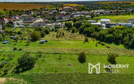 Na predaj pozemok vo Vinohradoch nad Váhom