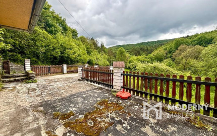 Exkluzívne na predaj 3i RD Šípkov , poz. 587m2