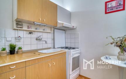 REZERVOVANÉ: Na predaj investičný 1-izbový byt - Karlova Ves