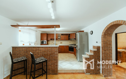 Na predaj štýlový 4-izbový rodinný dom v Trenčíne