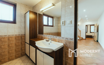 Na predaj štýlový 4-izbový rodinný dom v Trenčíne