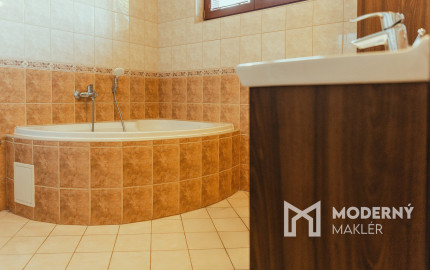 Na predaj štýlový 4-izbový rodinný dom v Trenčíne