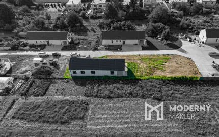 REZERVOVANÉ: Na predaj moderný 4-izbový rodinný dom v Šoporni