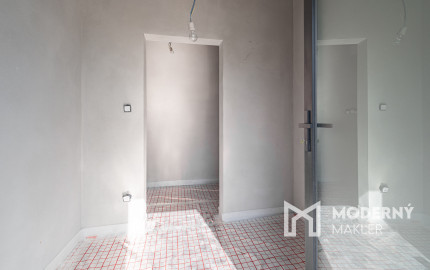 REZERVOVANÉ: Na predaj moderný 4-izbový rodinný dom v Šoporni