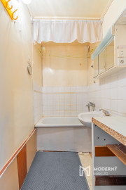 Na predaj garsónka v Seredi