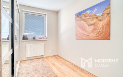 Na predaj čiastočne vybavený 3-izbový byt v Dunajskej Strede