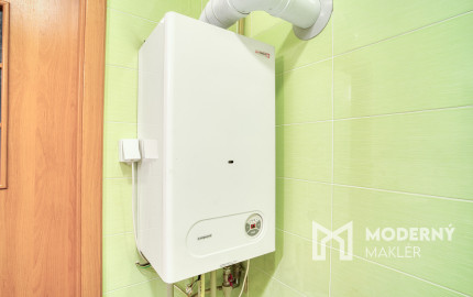 Na predaj čiastočne vybavený 3-izbový byt v Dunajskej Strede