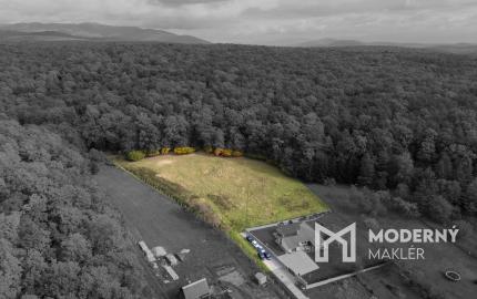 Lukratívna ponuka pozemku v obci Brezolupy 8040m2