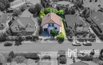 REZERVOVANÉ: Na predaj poschodová 6-izbová vila v srdci Dunajskej Stredy