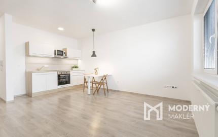 REZERVOVANÉ: Na prenájom 2-izbový byt s loggiou a parkovaním - Hviezdoslavov