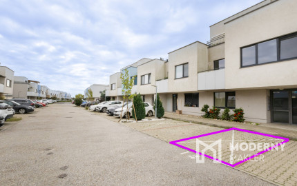 REZERVOVANÉ: Na prenájom 2-izbový byt s loggiou a parkovaním - Hviezdoslavov