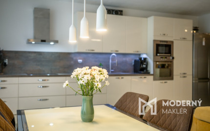 REZERVOVANÉ: Na predaj štýlový 3-izbový byt v lokalite Bratislava–Trnávka