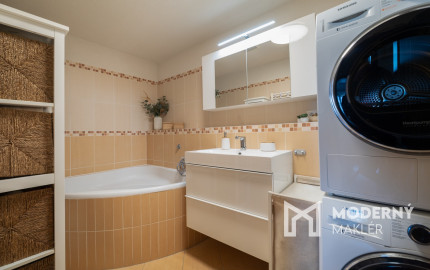 REZERVOVANÉ: Na predaj štýlový 3-izbový byt v lokalite Bratislava–Trnávka