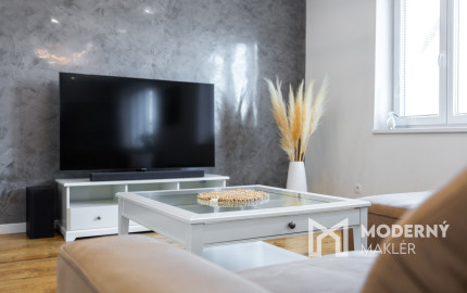 REZERVOVANÉ: Na predaj vkusne zariadený 3-izbový byt na Ružovej ulici v Trenčíne