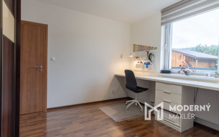 Na predaj priestranný rodinný dom v pokojnej lokalite Hôrka