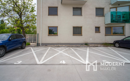 Na predaj kompletne zariadený 2-izbový byt v blízkosti OC Vivo