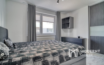 Na prenájom 3-izbový byt v Dunajskej Lužnej