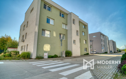 Na prenájom 3-izbový byt v Dunajskej Lužnej