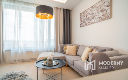 Na prenájom exkluzívny 2-izbový byt so šatníkom a panoramatickým výhľadom v projekte SKYPARK, Továrenská ulica