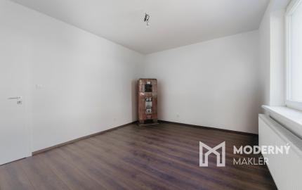 Na predaj rodinný dom s garážou vo Vrútkach