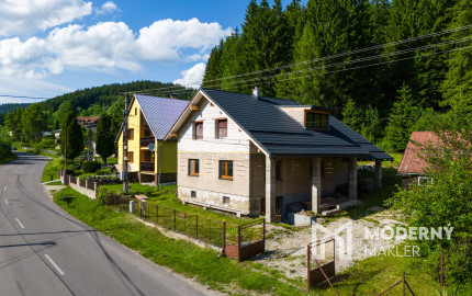 VÝRAZNE ZNÍŽENÁ CENA - Na predaj rozostavaný rodinný dom s veľkým pozemkom vo Vyšnom Kelčove