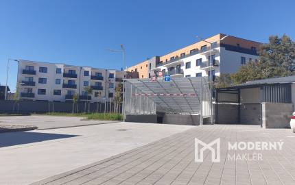 Na predaj garážové parkovacie státie v centre Malaciek