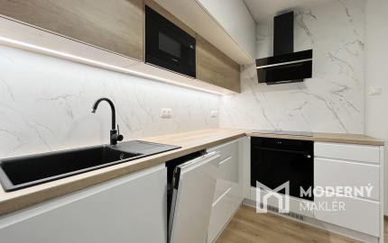 Na prenájom kompletne prerobený 2-izbový byt v Sučanoch