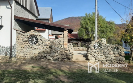 Opäť u nás !!! EXKLUZÍVNE  V PONUKE na predaj dobová chalúpka v Čiernej Lehote