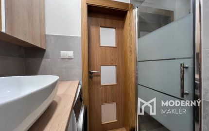 REZERVOVANÉ: Na predaj 2-izbový byt v Rybanoch