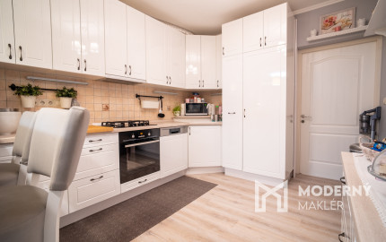 Na predaj rodinná vila v maďarskej obci Gyenesdiás