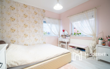 Na predaj rodinná vila v maďarskej obci Gyenesdiás