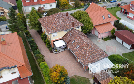 Na predaj rodinná vila v maďarskej obci Gyenesdiás