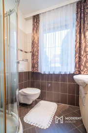 Na predaj rodinná vila v maďarskej obci Gyenesdiás