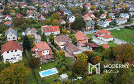 Na predaj rodinná vila v maďarskej obci Gyenesdiás