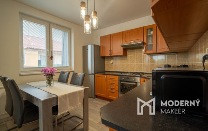 Na predaj 3-izbový byt v obci Trenčianske Stankovce