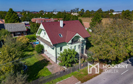 Na predaj rodinný dom s bazénom v Trnávke