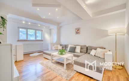 REZERVOVANÉ: Na predaj 2-izbový byt vo Veľkých Levároch