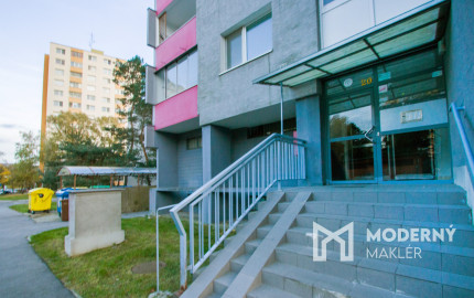 Na predaj štýlový 1-izbový  byt Bratislave-Dúbravka