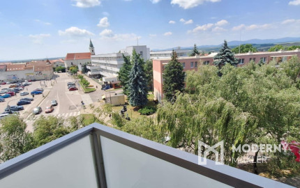 Exkluzívne na predaj 1i byt v centre mesta Bánovce n/B